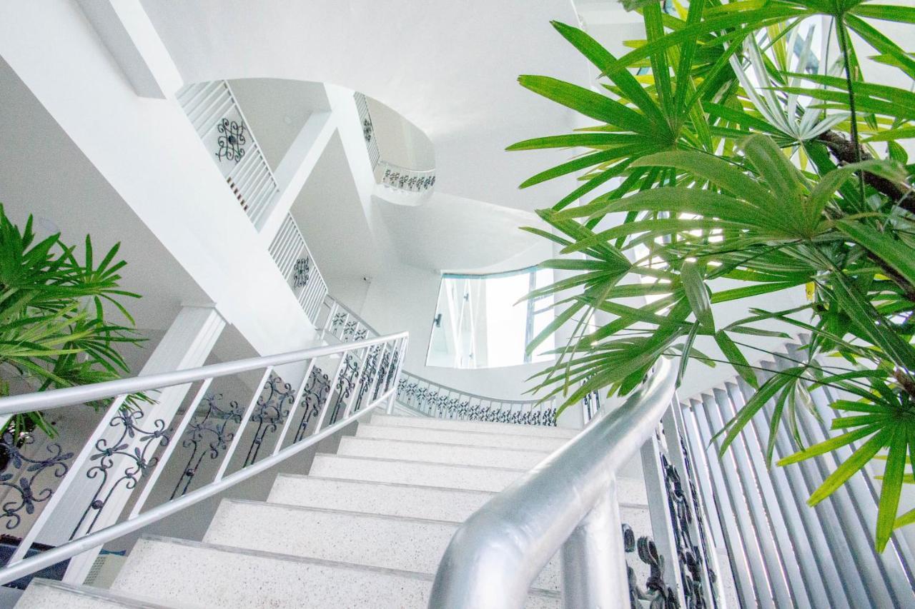 Baan Yamoo Ranong Hotel Kültér fotó